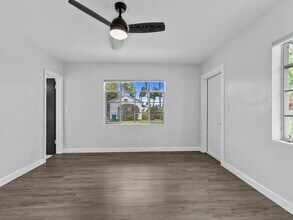 4916 N Flagler Dr in West Palm Beach, FL - Building Photo - Building Photo