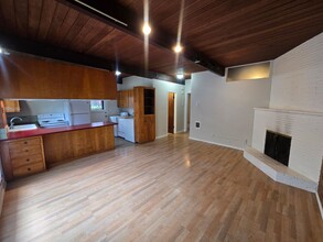 3940-3940 Donald St in Eugene, OR - Foto de edificio - Building Photo