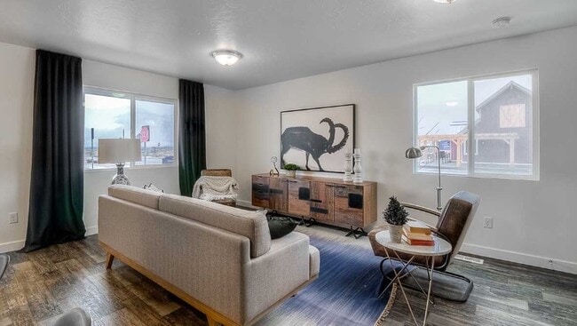 property at 51 N Voyager Ln