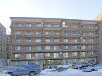 14350 Barclay Ave in Flushing, NY - Building Photo - Building Photo