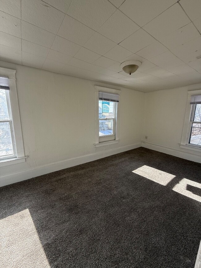 property at 811 Larned St