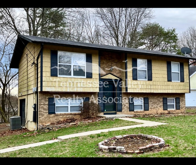 6620 Trousdale Rd NW in Knoxville, TN - Building Photo - Building Photo