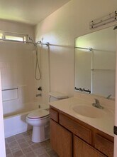 43920 Bobby Jones Dr in Lancaster, CA - Building Photo - Building Photo