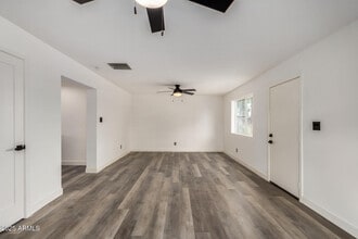 3322 E Willetta St in Phoenix, AZ - Building Photo - Building Photo