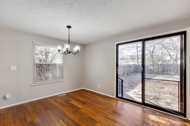 6138 Edinburg St in Bel Aire, KS - Building Photo - Building Photo