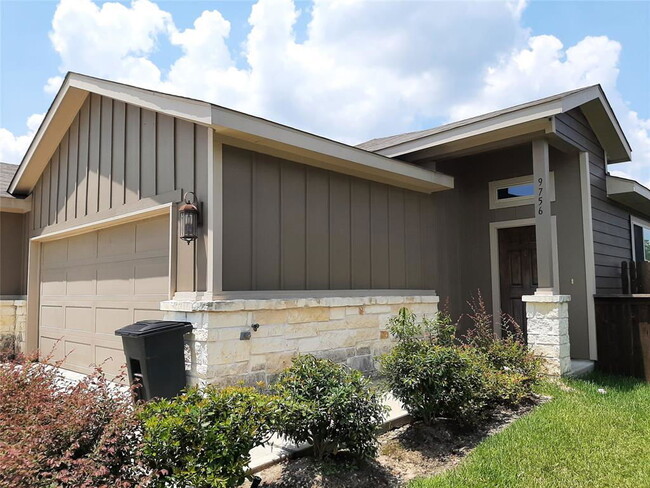 9856 Grosbeak Ln in Magnolia, TX - Building Photo - Building Photo