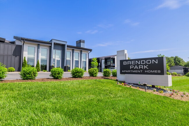Brendon Park Apartments in Knoxville, TN - Building Photo - Building Photo