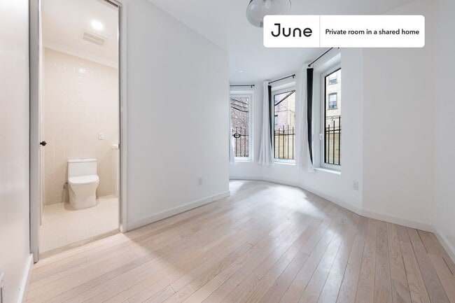 Room in Shared 4 bed/2 bath home in Brooklyn, NY - Foto de edificio - Building Photo