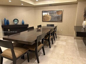 3590 Coral Wy in Miami, FL - Building Photo - Building Photo