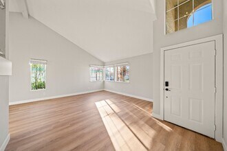 1834 Escondido Terrace in Henderson, NV - Building Photo - Building Photo