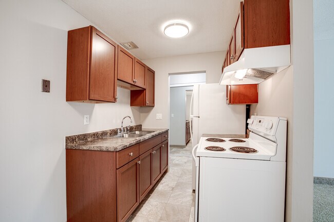 Pine Tree Park Apartments