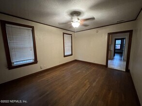 1244 Landon Ave, Unit 1 in Jacksonville, FL - Building Photo - Building Photo