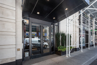 1289 Lexington in New York, NY - Building Photo - Building Photo