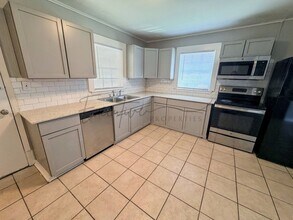 2514 Hazel St in Lake Charles, LA - Building Photo - Building Photo