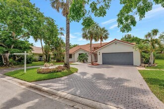 8360 NW 51st Ct in Coral Springs, FL - Building Photo - Building Photo