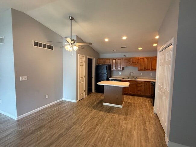 property at 142-156 Goldenrod Dr