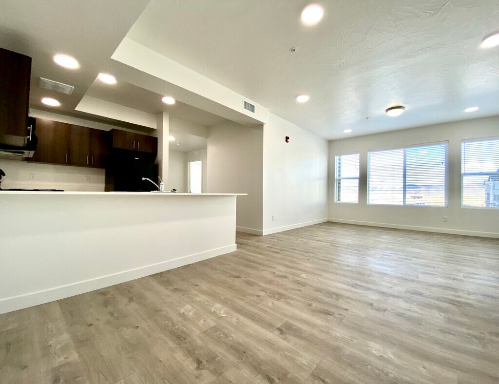 Sandstone Hills Apartments in Richfield, UT