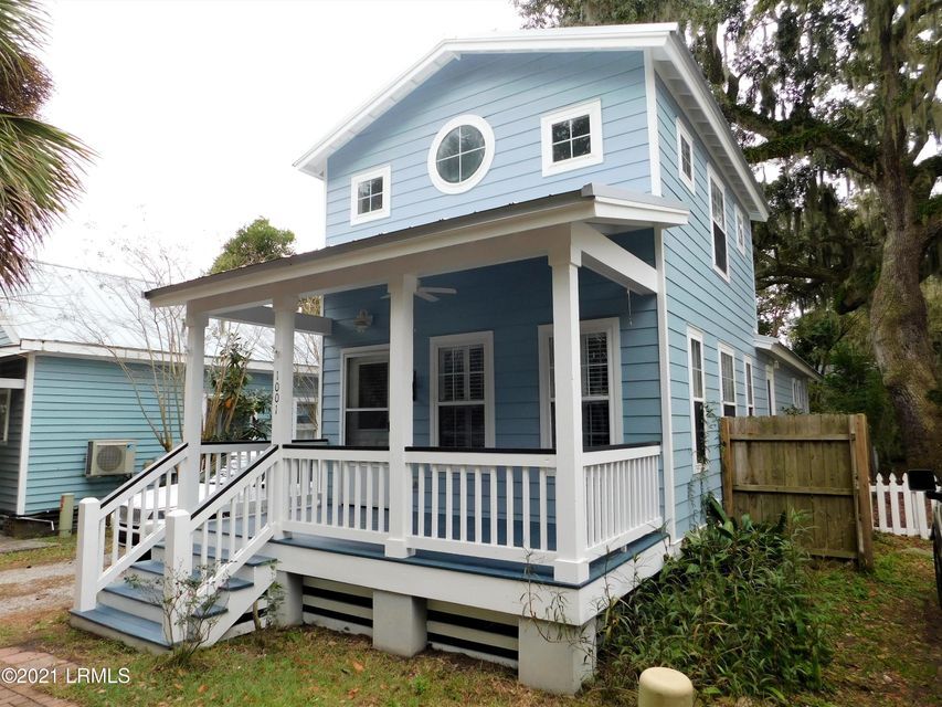 1001-1013 13th St in Port Royal, SC - Building Photo