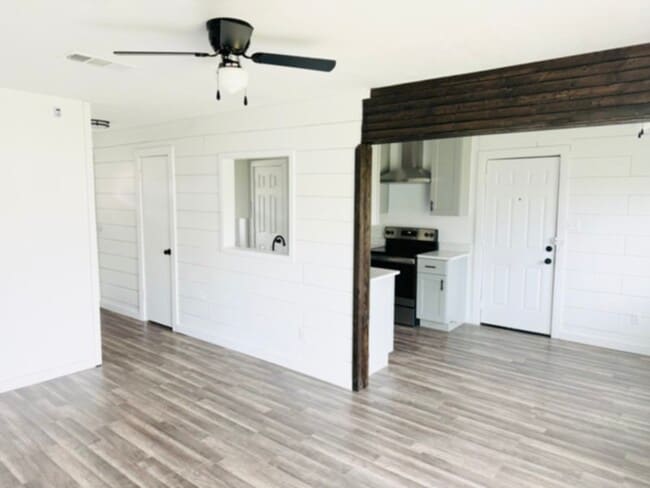 14421 Horseshoe Trail in Balch Springs, TX - Building Photo - Building Photo