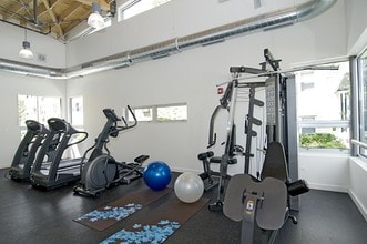 Village Park Apartments, LLC in Hoffman Estates, IL - Building Photo - Building Photo