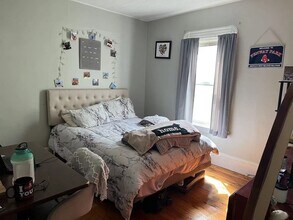 49 Porter St, Unit #3 in Somerville, MA - Building Photo - Building Photo
