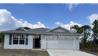 3012 51st St W in Lehigh Acres, FL - Building Photo