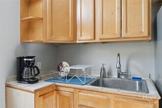 534 E Gordon Ln in Savannah, GA - Building Photo - Building Photo
