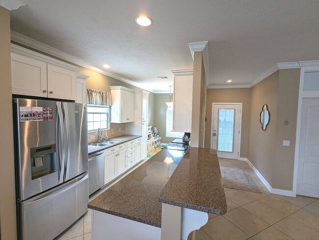 property at 252 S Glades Trail