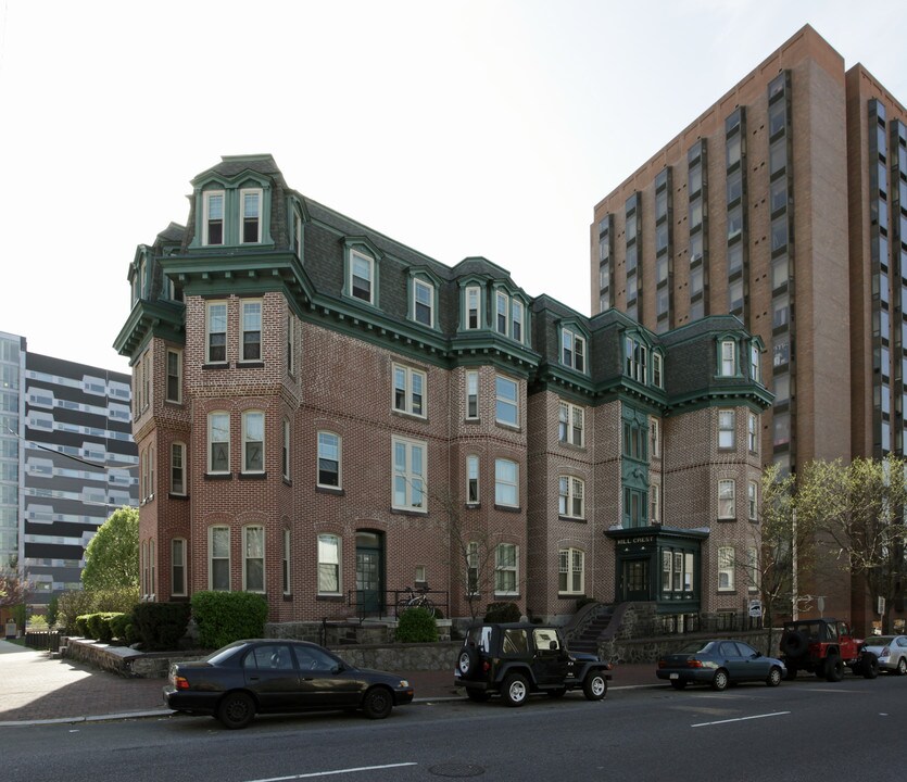 Hill Crest in Philadelphia, PA - Foto de edificio