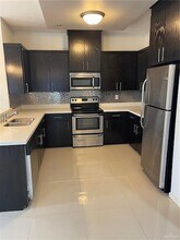 1313 E Camellia Ave, Unit 16EF-16EF-1L in McAllen, TX - Building Photo - Building Photo