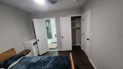 3512 Holmes Ave in Baltimore, MD - Building Photo - Building Photo