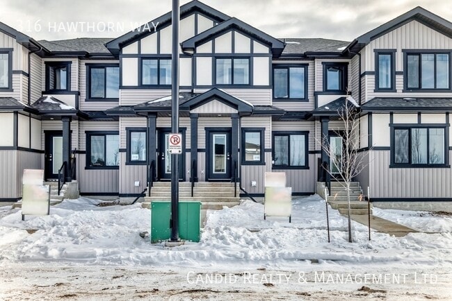 316 Hawthorn Way in Leduc, AB - Building Photo - Building Photo