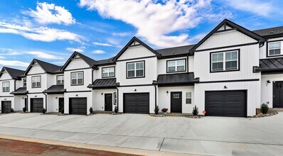 166 Sango Dr in Clarksville, TN - Building Photo - Building Photo