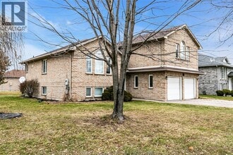 534 Rodfam Dr in Windsor, ON - Building Photo - Building Photo