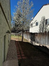 4065 S Bannock St, Unit B in Englewood, CO - Building Photo - Building Photo
