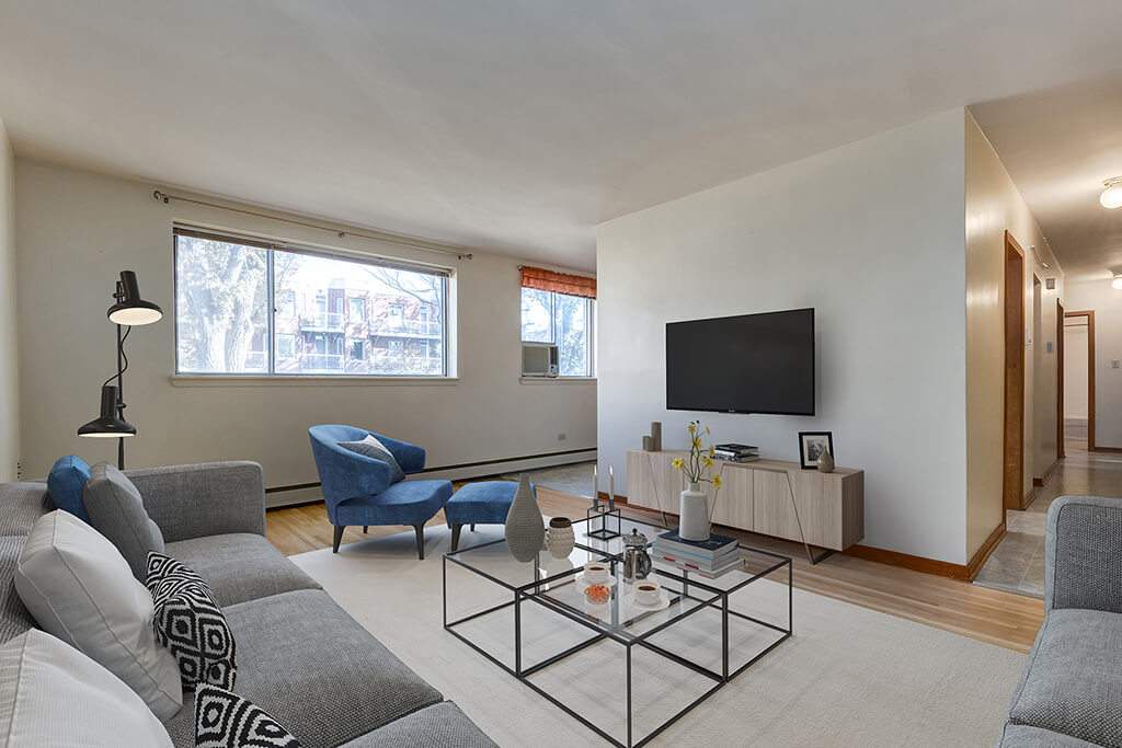 Lord Robinson Apartments in Regina, SK - Building Photo