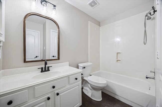 11107 Bandit Trail Dr