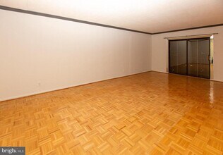 20930 Valley Forge Cir in King of Prussia, PA - Building Photo - Building Photo