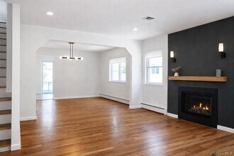 146 Jefferson Ave in Mineola, NY - Building Photo - Building Photo