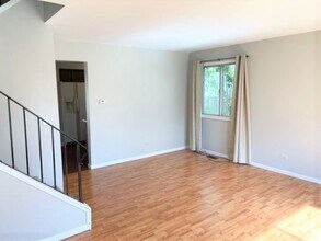 748 Hageman Pl in Naperville, IL - Building Photo - Building Photo