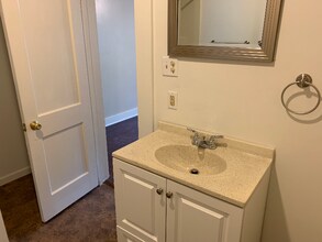 1015 N 8th St in Monroe, LA - Foto de edificio - Building Photo