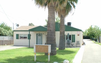 Devonshire Apartments in Phoenix, AZ - Building Photo - Building Photo