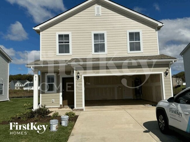 877 Moray Ln
