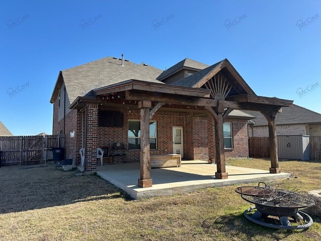 property at 9625 Calaveras Rd
