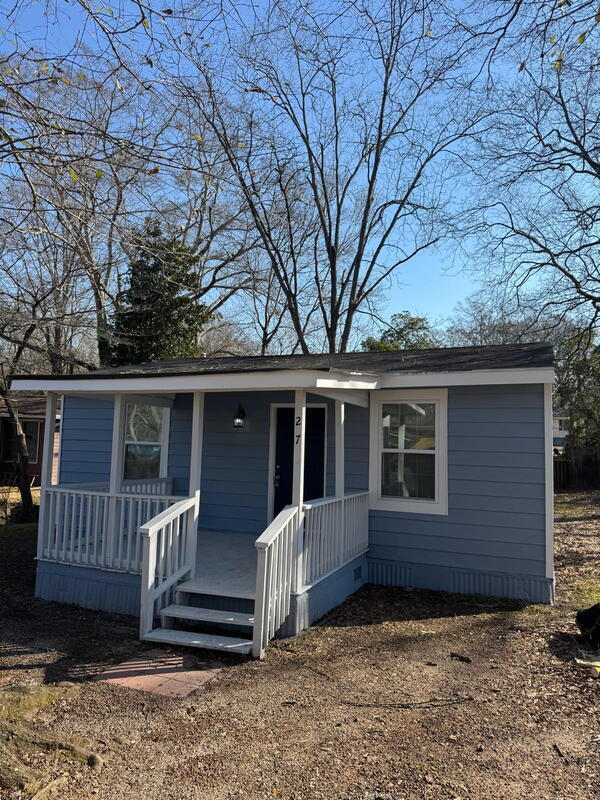 property at 27 Domineck St