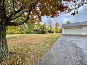 1031 Janes Rd in Rochester, NY - Building Photo - Building Photo