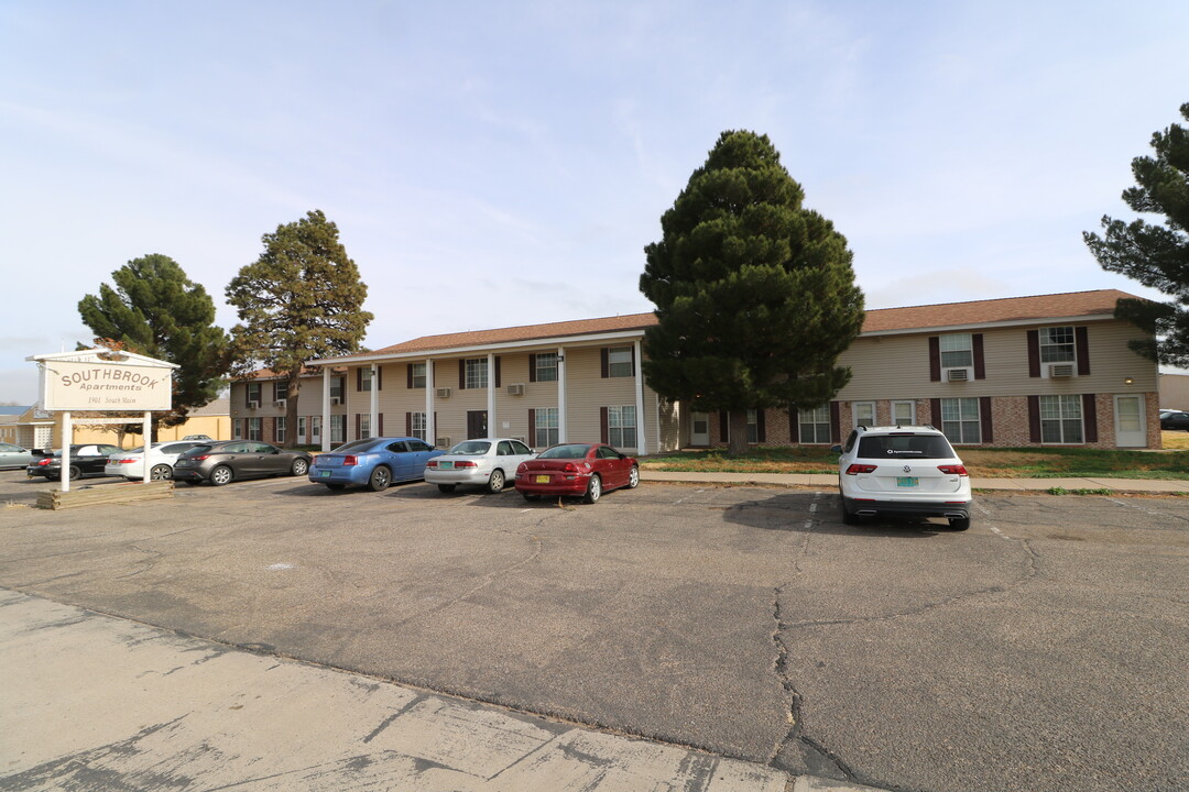 Southbrook Apartments in Roswell, NM - Building Photo