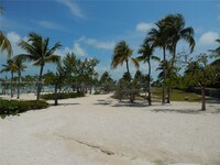 30 El Capitan Dr in Islamorada, FL - Building Photo - Building Photo