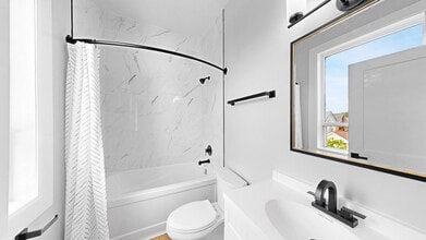 520 Egerton St in London, ON - Building Photo - Building Photo