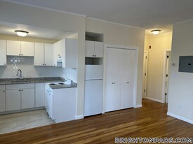 2018 Commonwealth Ave in Boston, MA - Building Photo